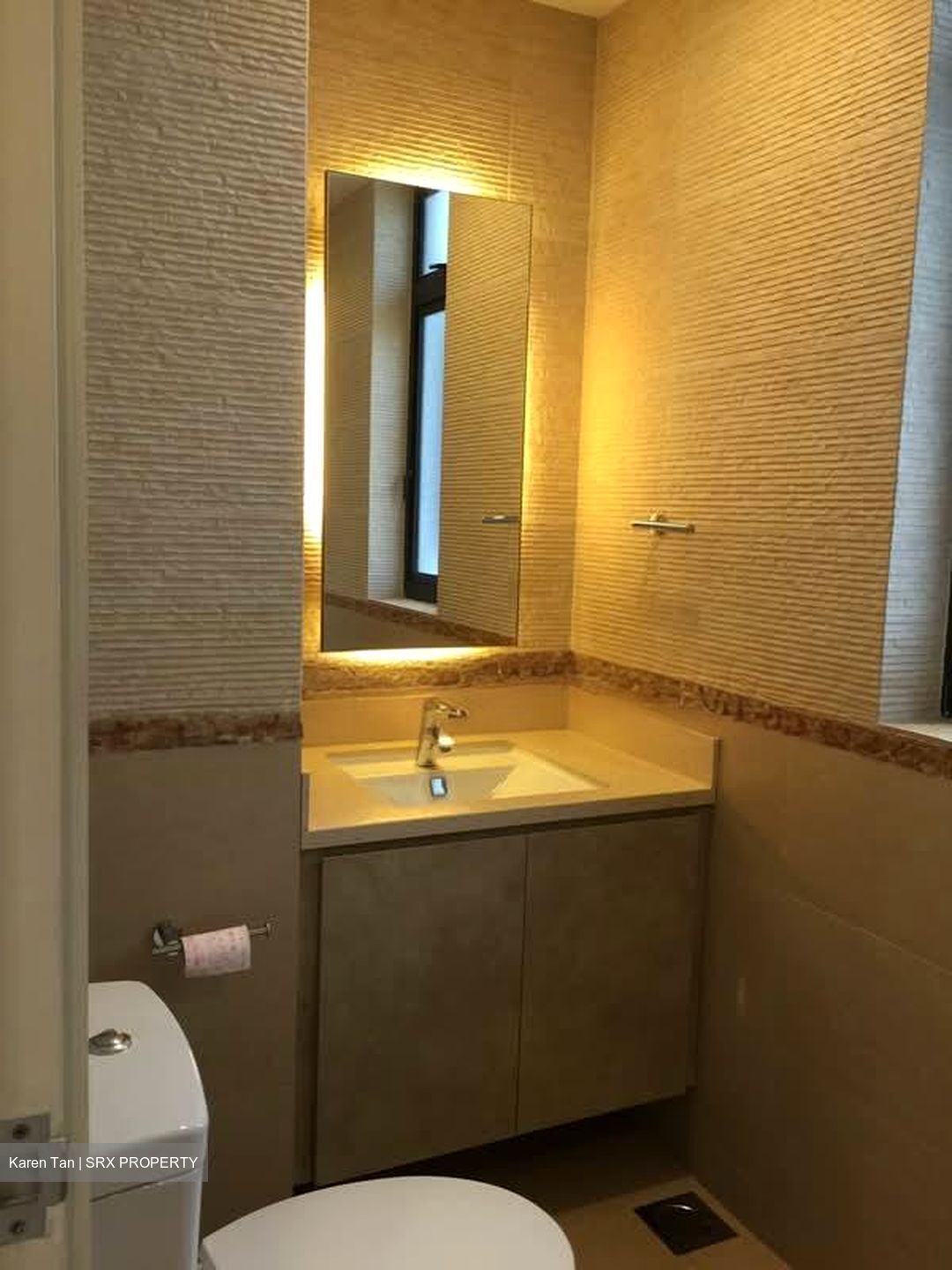 Astrid Meadows (D10), Condominium #571233311